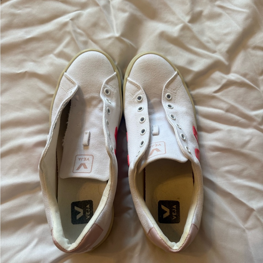 Veja Women's White Sneakers with Pink and Red Accents - Picture 3 of 8